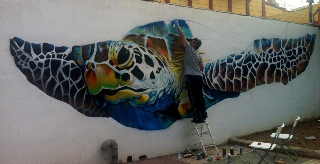 pintando-graffiti-tortuga